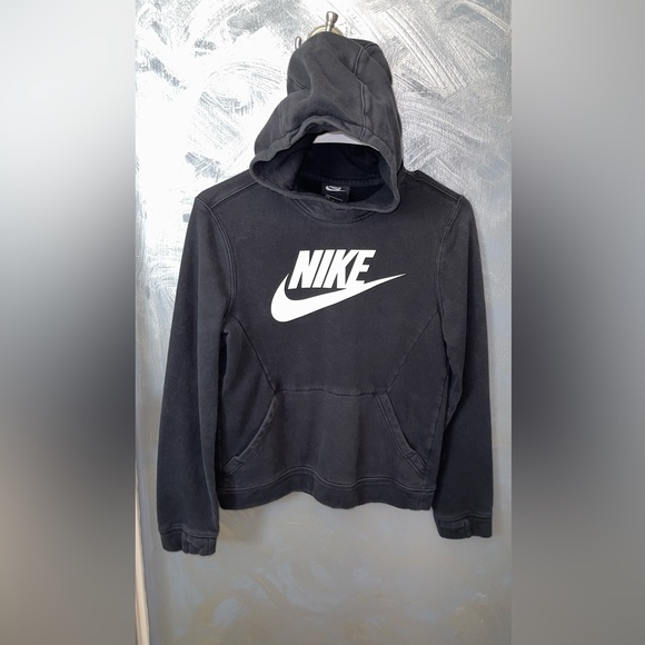 Nike Other - Big Kids NIKE Pullover Hoodie